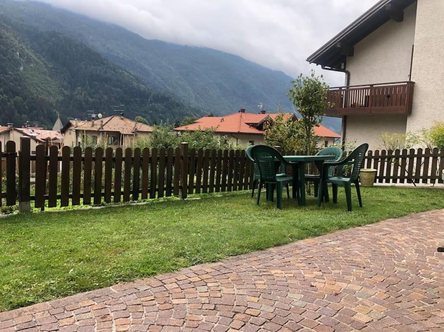 Apartamento Monolocale A Molveno Exterior foto